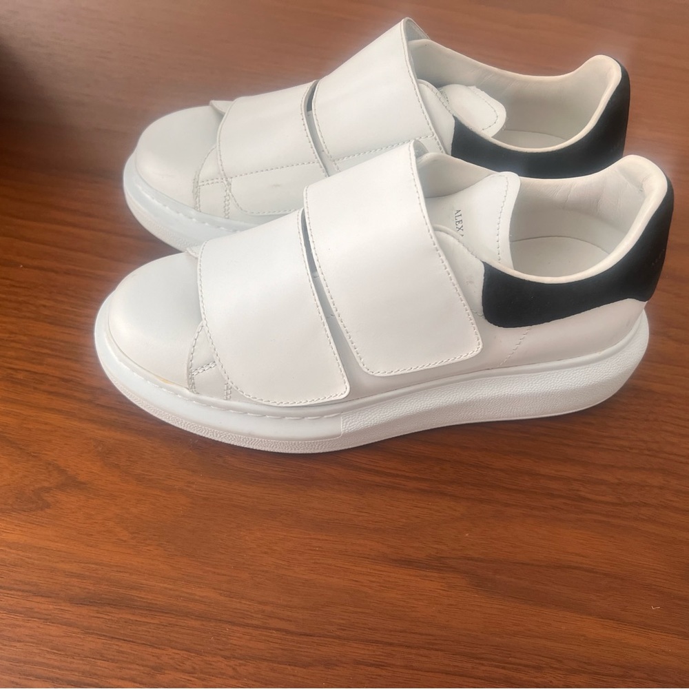 ALEXANDER MCQUEEN SNEAKERS